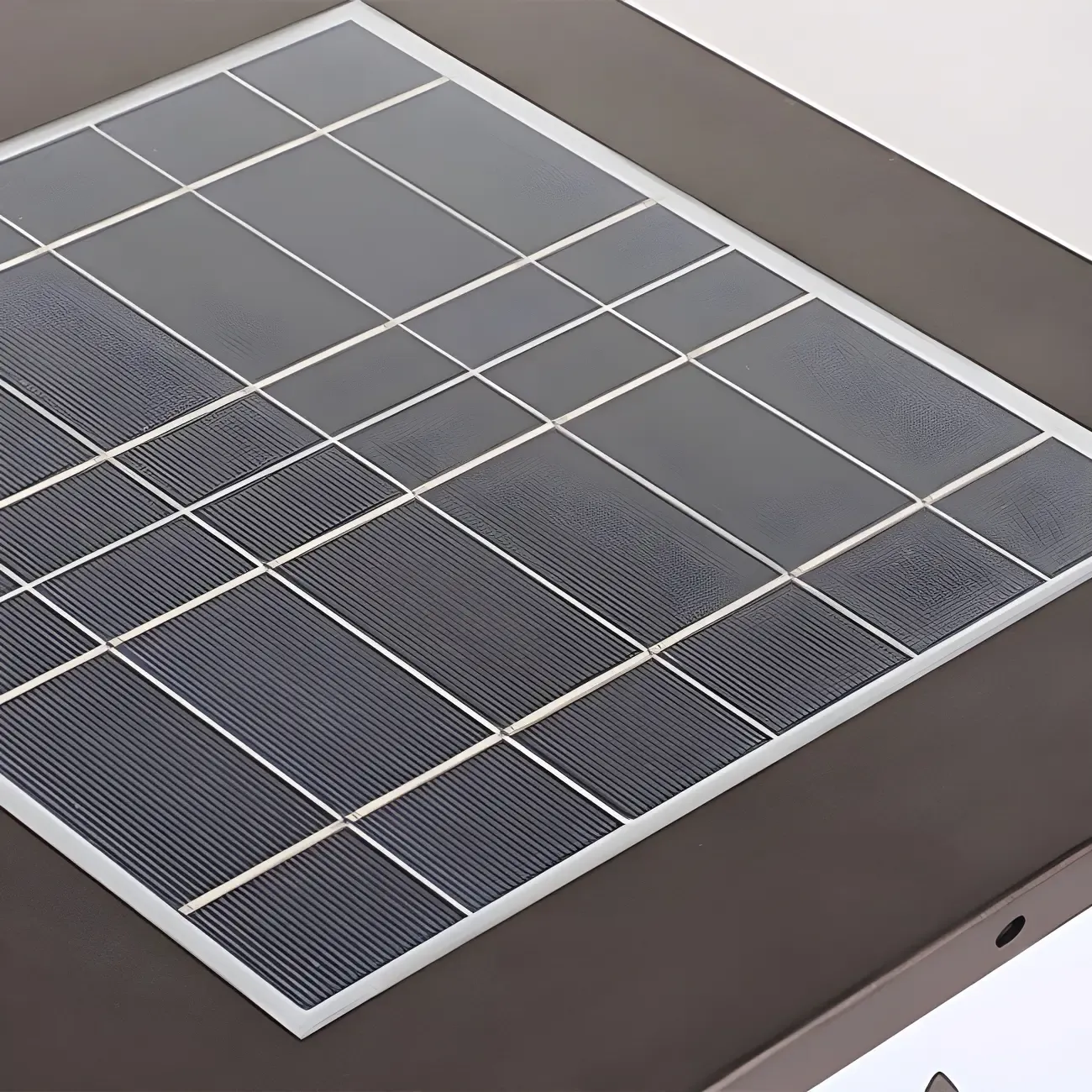 Decorative Solar Black Metal Post Cap Light Image - 8