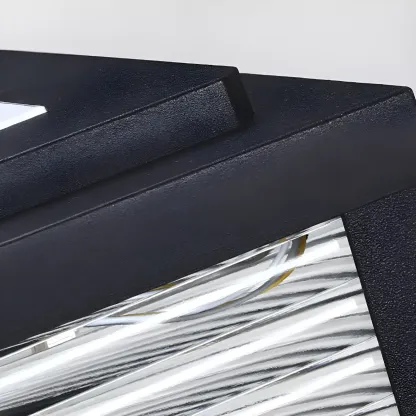 Solar Black Metal Modern Cube Post Cap Light Image - 16