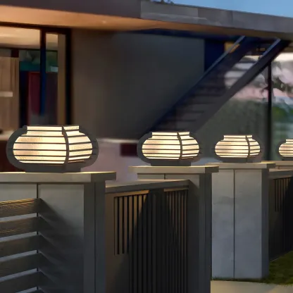 Solar Black Ribbed Metal Clear Class Post Cap Light Image - 7