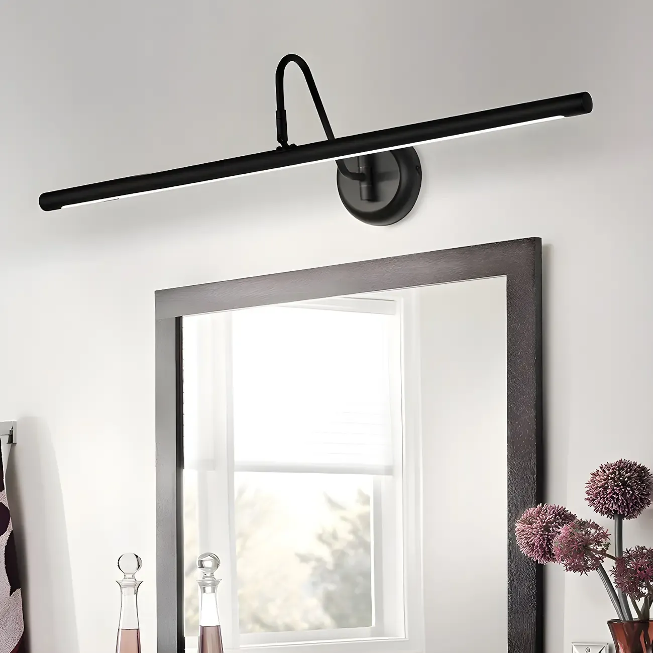 Wall-Mounted Linear Black Bathroom LED Vanity Light Image - 9