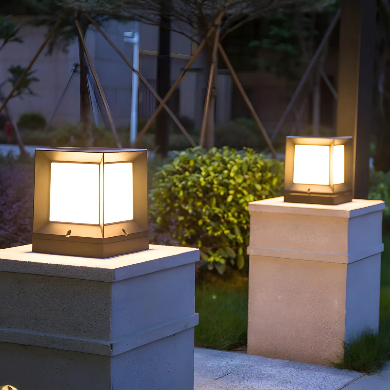 Waterproof Metal Black Square Solar Outdoor Post Lights | homeyfad