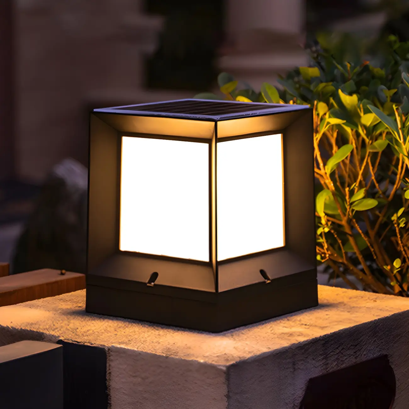 Waterproof Metal Black Square Solar Outdoor Post Lights | homeyfad