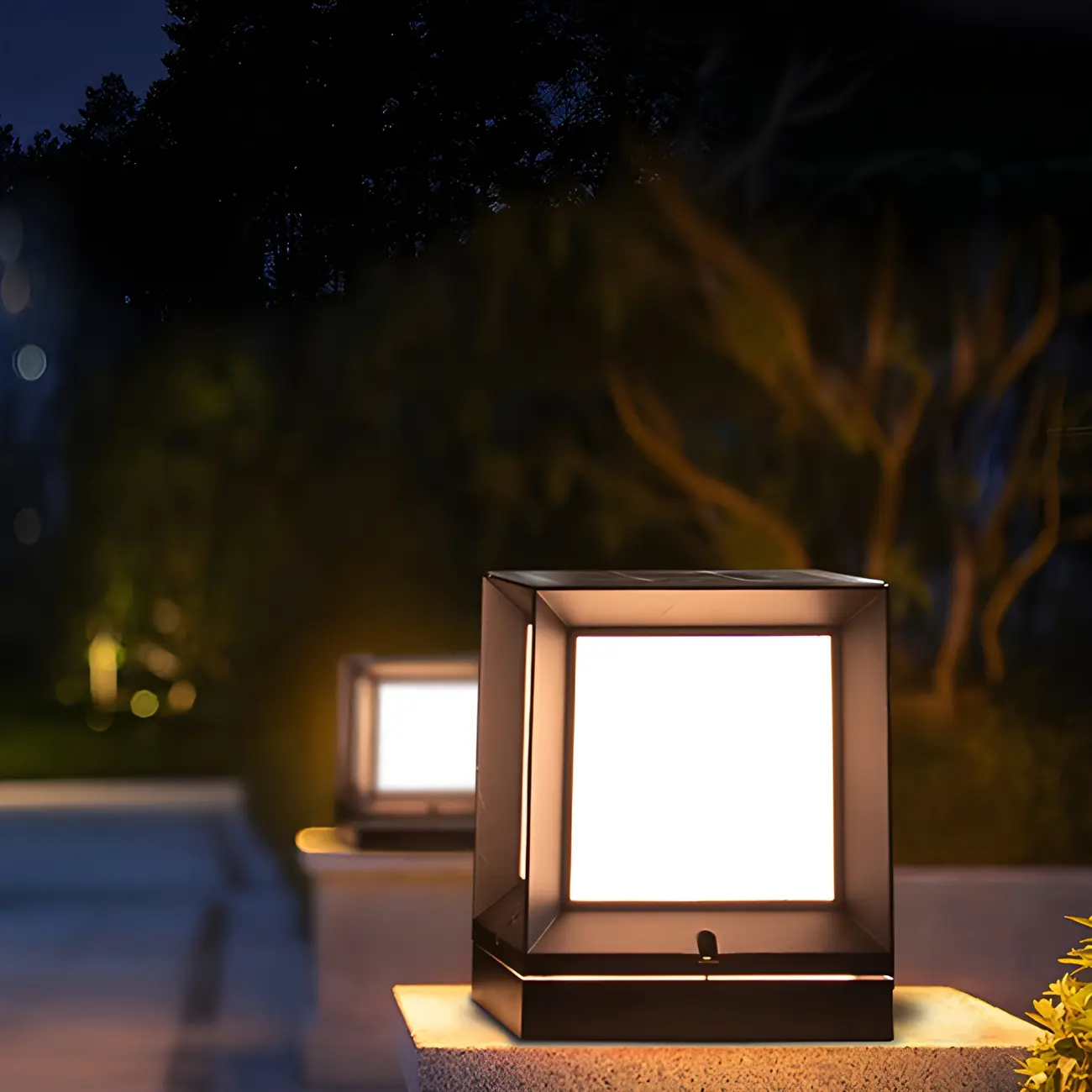 Waterproof Metal Black Square Solar Outdoor Post Lights | homeyfad