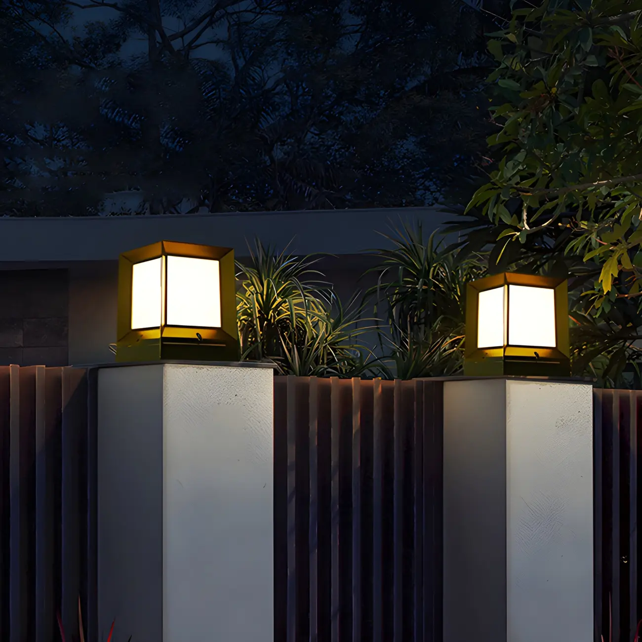 Waterproof Metal Black Square Solar Outdoor Post Lights | homeyfad
