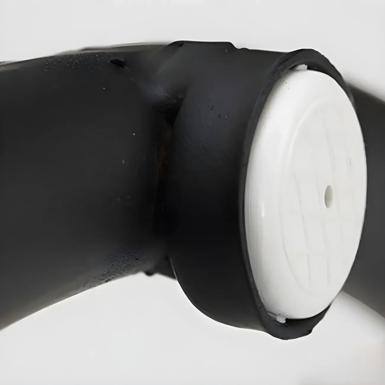 Backless Industrial Round Wooden Bar Stools Image - 14