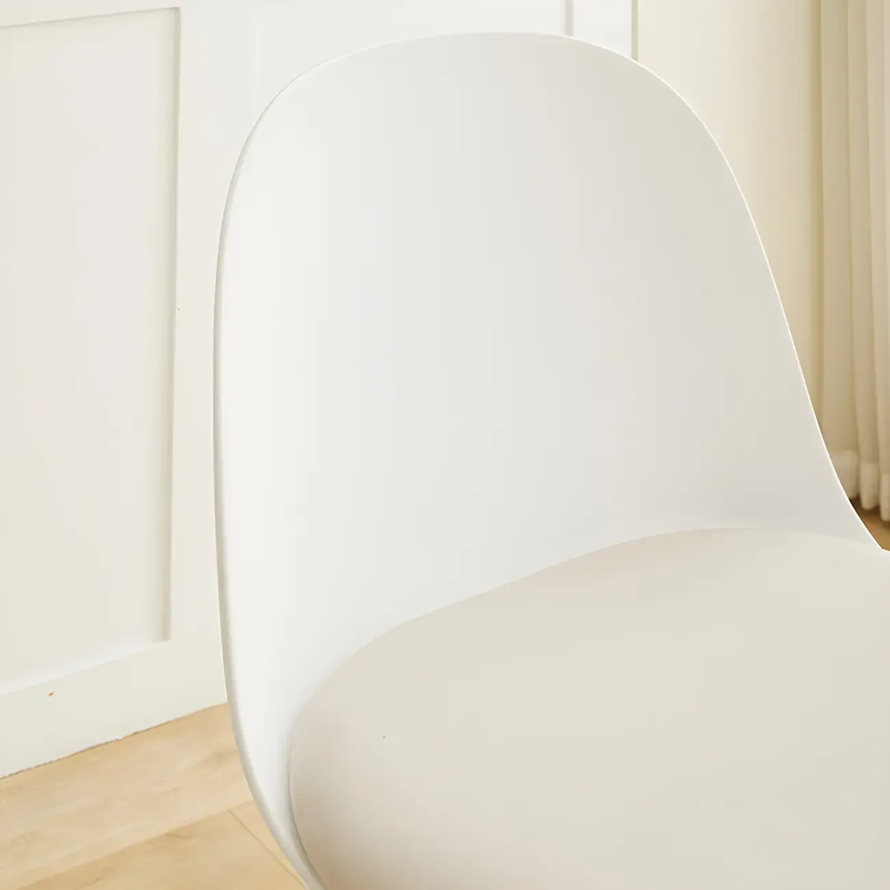 Modern Acrylic Durable Smooth Cushion High Bar Stool Image - 17