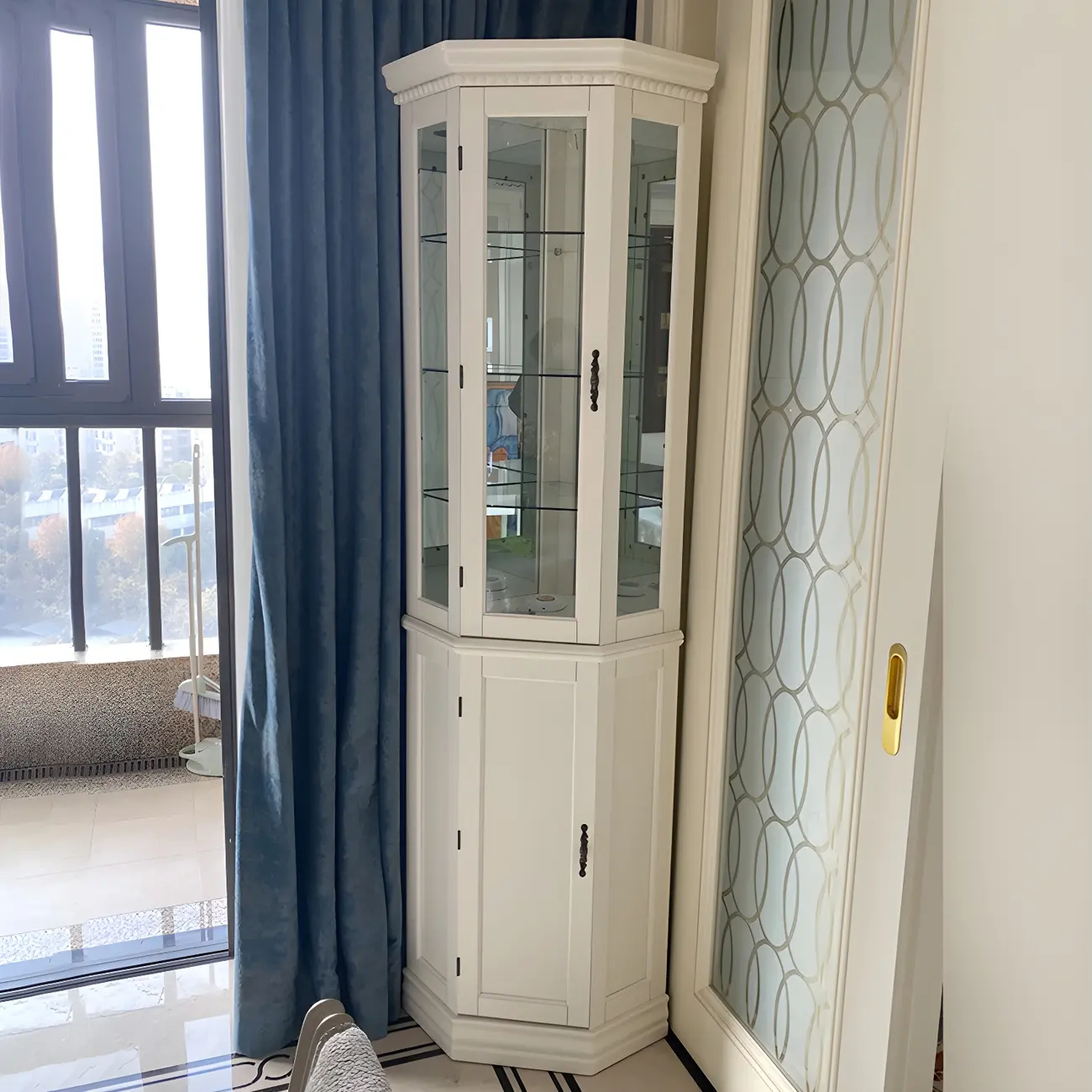 Classic White Wood Glass Display 5-Shelf Corner Cabinet Image - 4 | homeyfad