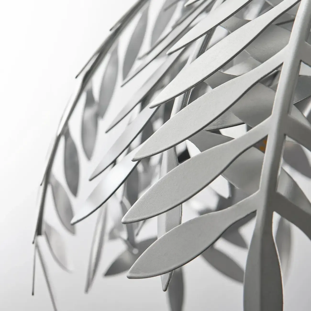 Modern Metal Silver Leaf Shape Pendant Light Image - 6