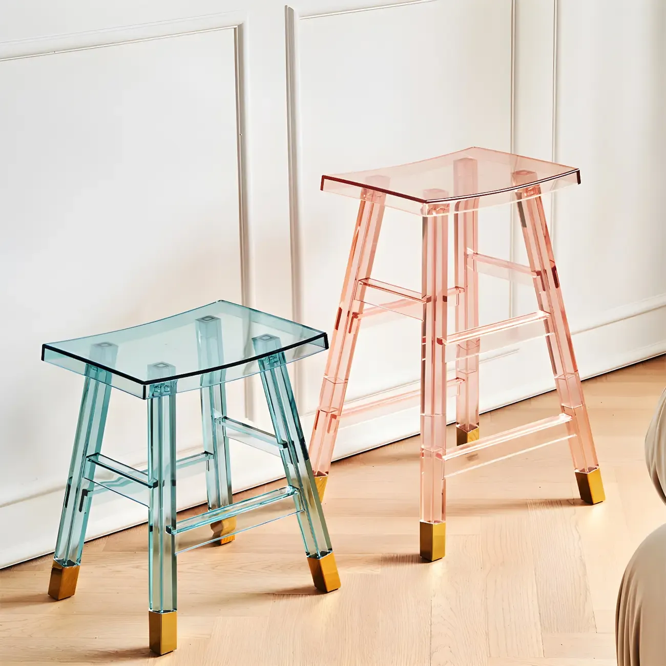 Vibrant Colors Acrylic Chic Coffee Chair Stackable Bar Stool Image - 4