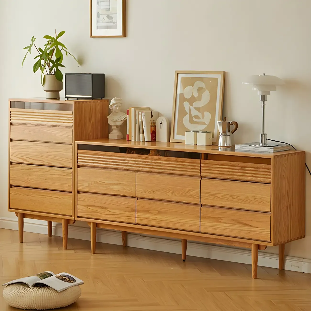 Minimalist Natural Wood Dresser with 8-Drawers for Bedroom Image - 3