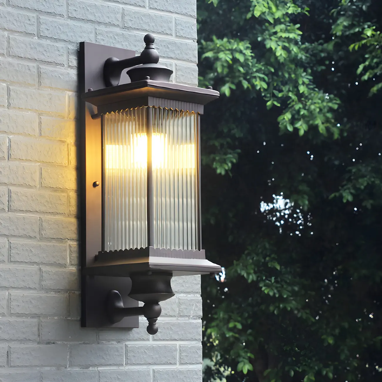 Modern Black Geometric Glass Shade Outdoor Wall Light Image - 1 | homeyfad