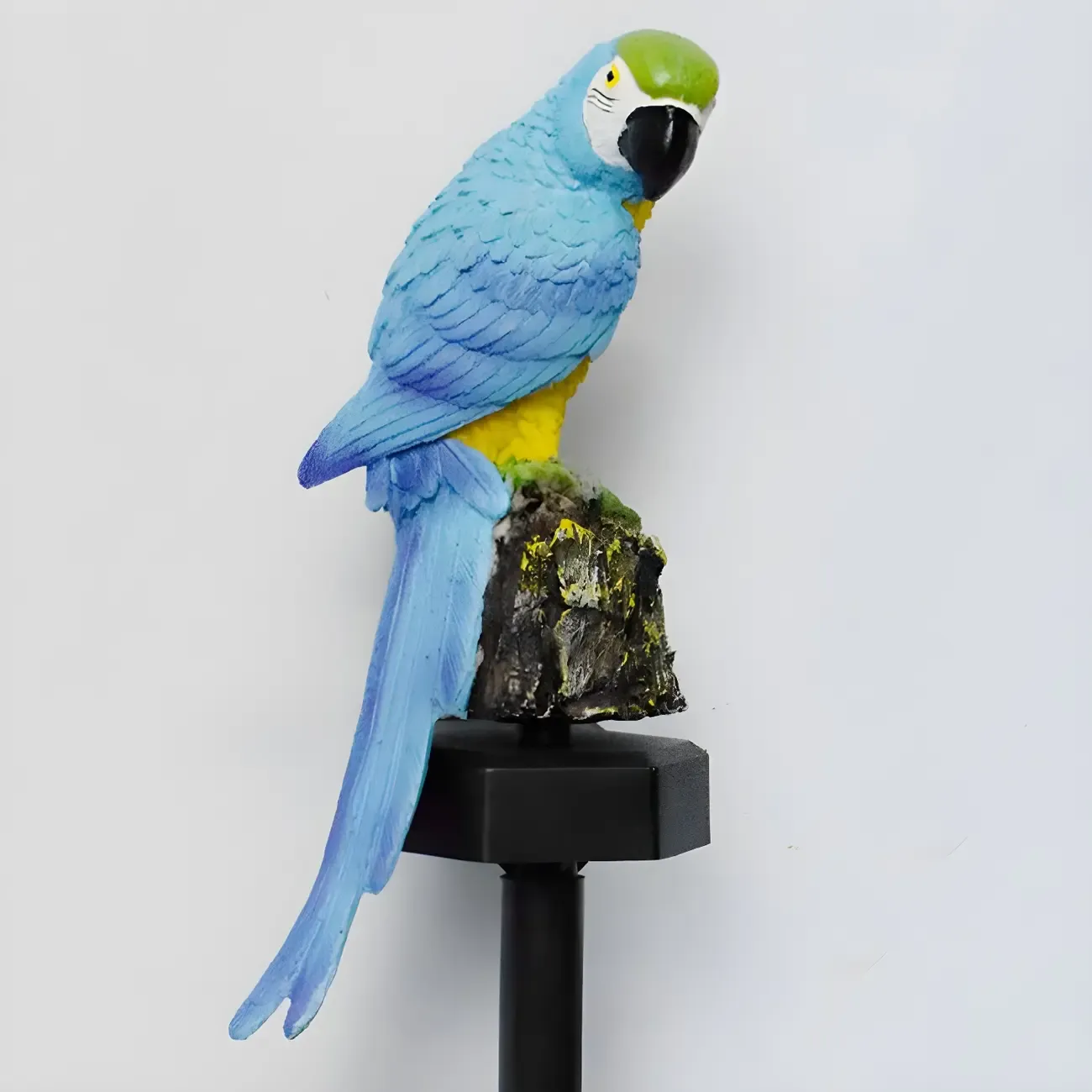 Resin Parrot Solar Pathway Landscape Lighting Image - 5