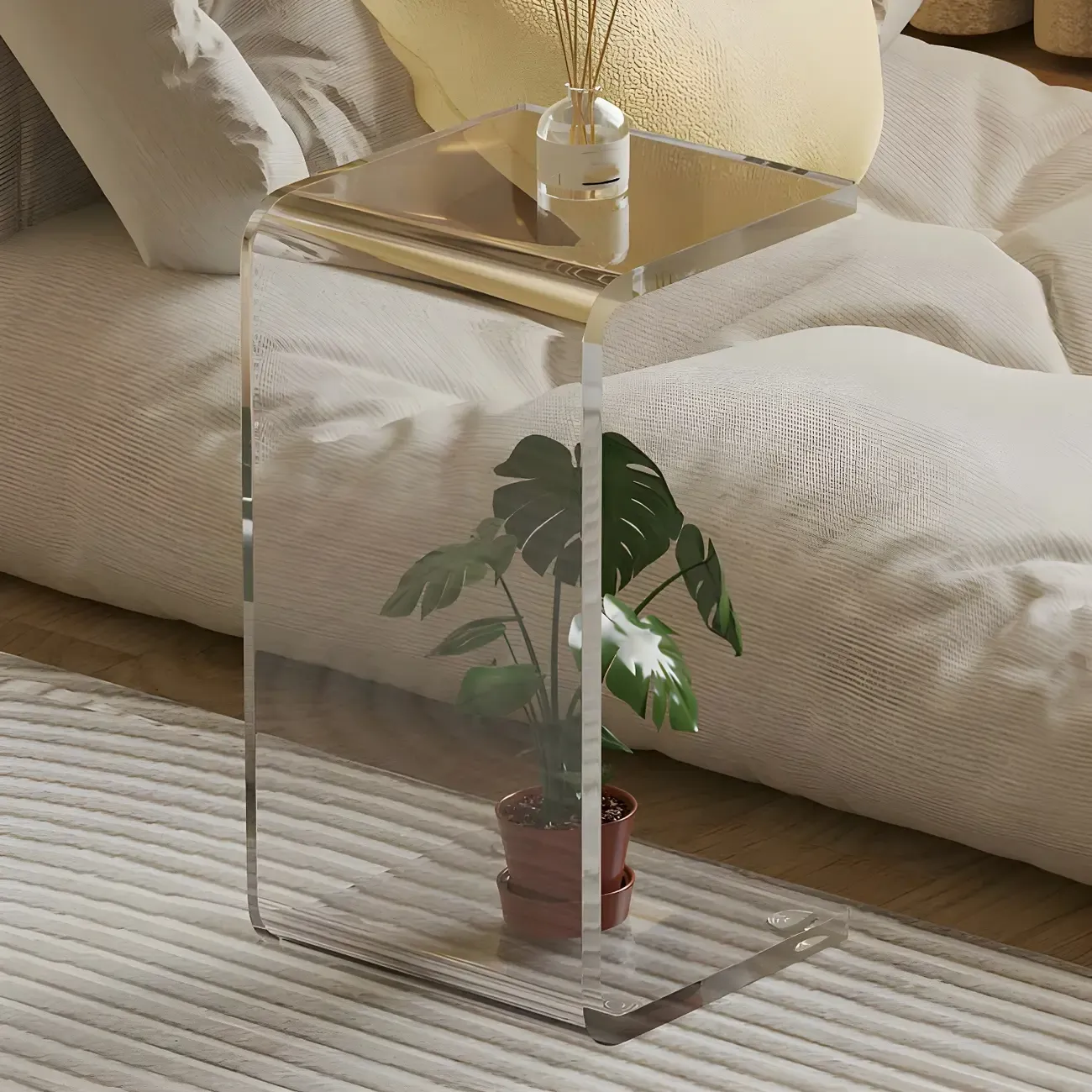Versatile Acrylic Side Table C-Shaped | HomeyFad