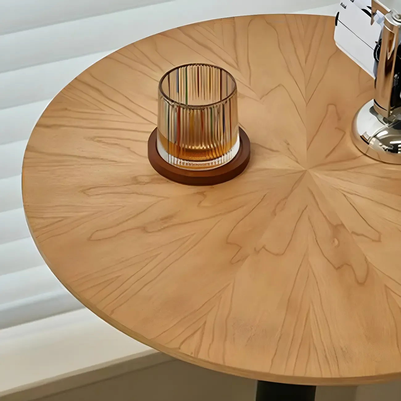 Modern Wood Adjustable Foldable Bar Table for Breakroom Image - 10