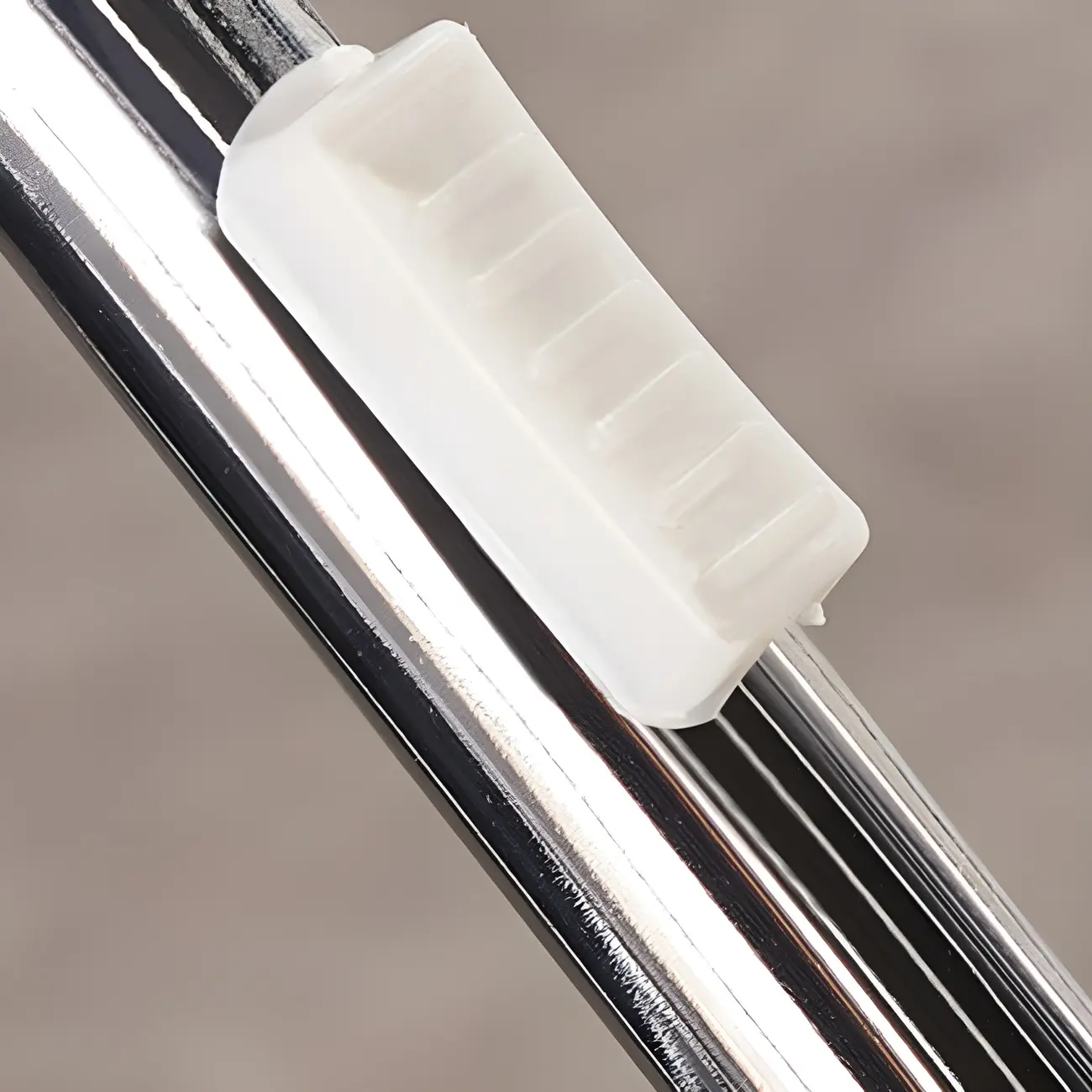 Modern Black Steel Leather Upholstered Office Chair Image - 17 | homeyfad