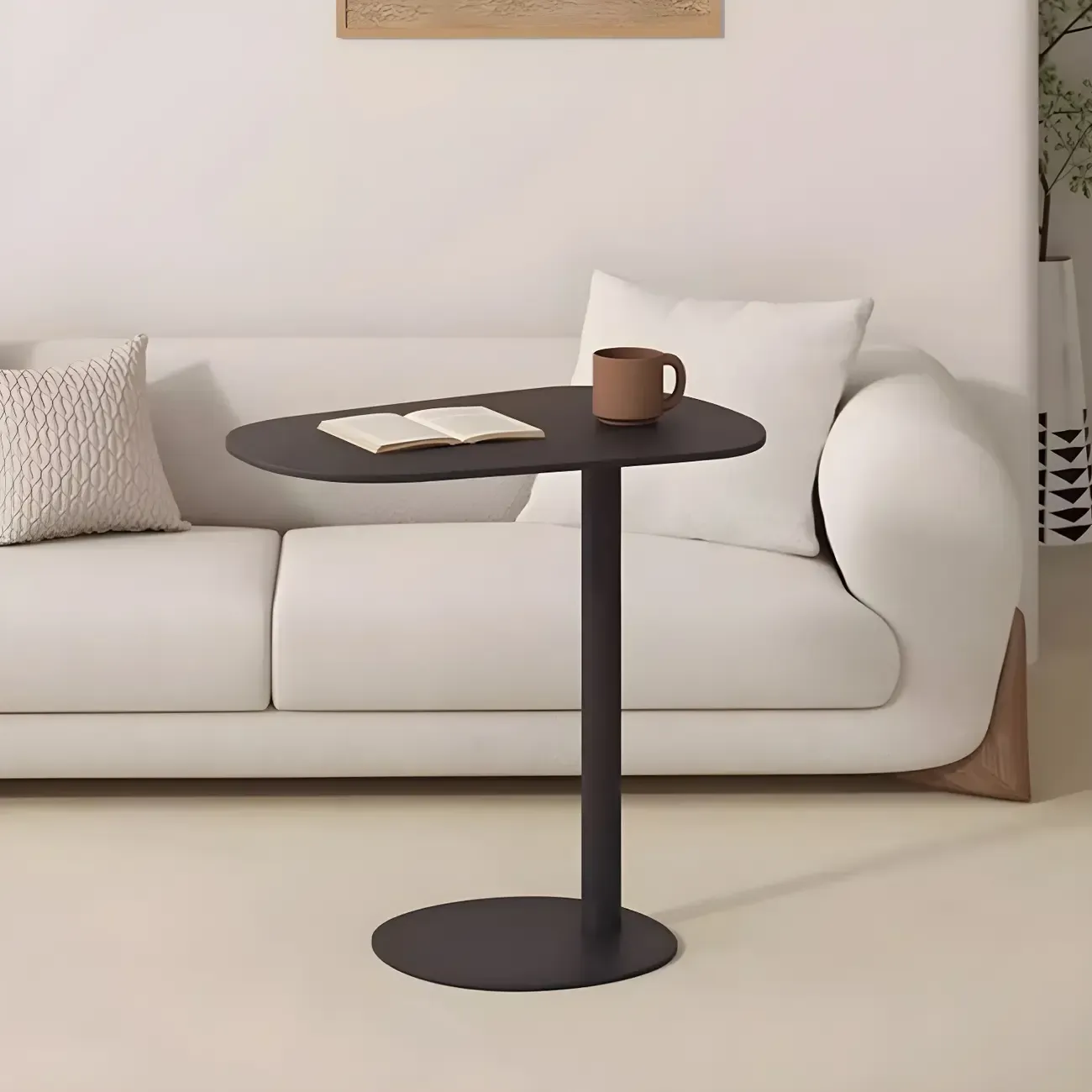 Modern Oval Metal C-Shaped End Table Black Image - 1