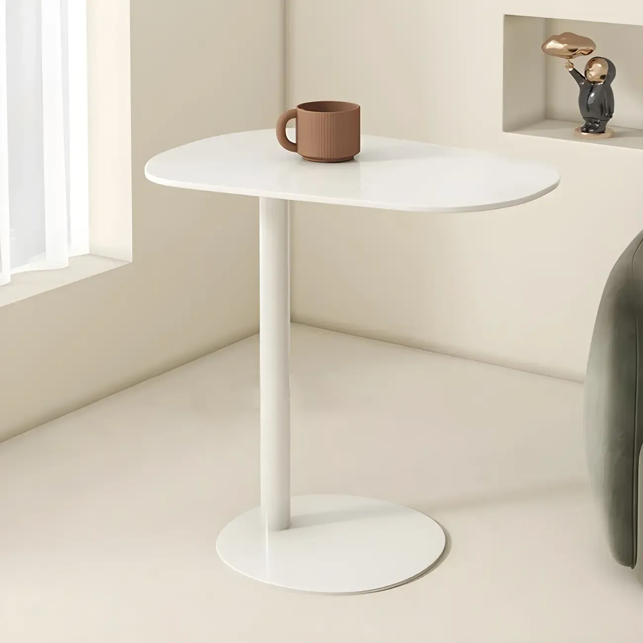 Modern Oval Metal C-Shaped End Table Black Image - 2