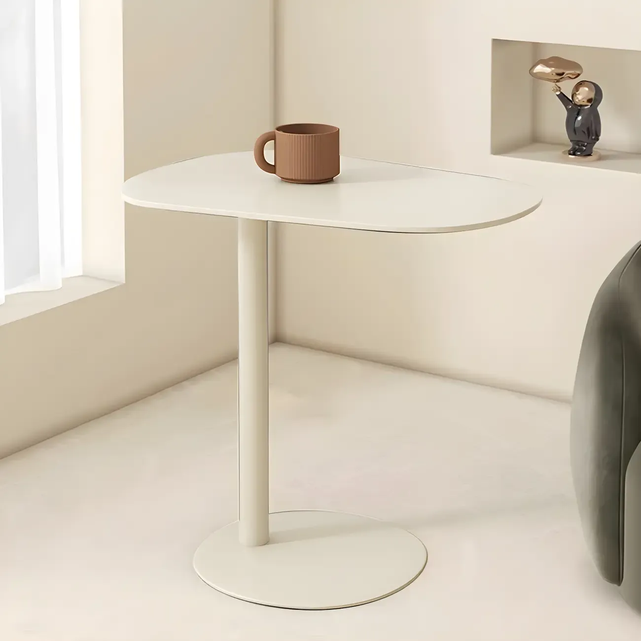 Modern Oval Metal C-Shaped End Table Black | HomeyFad