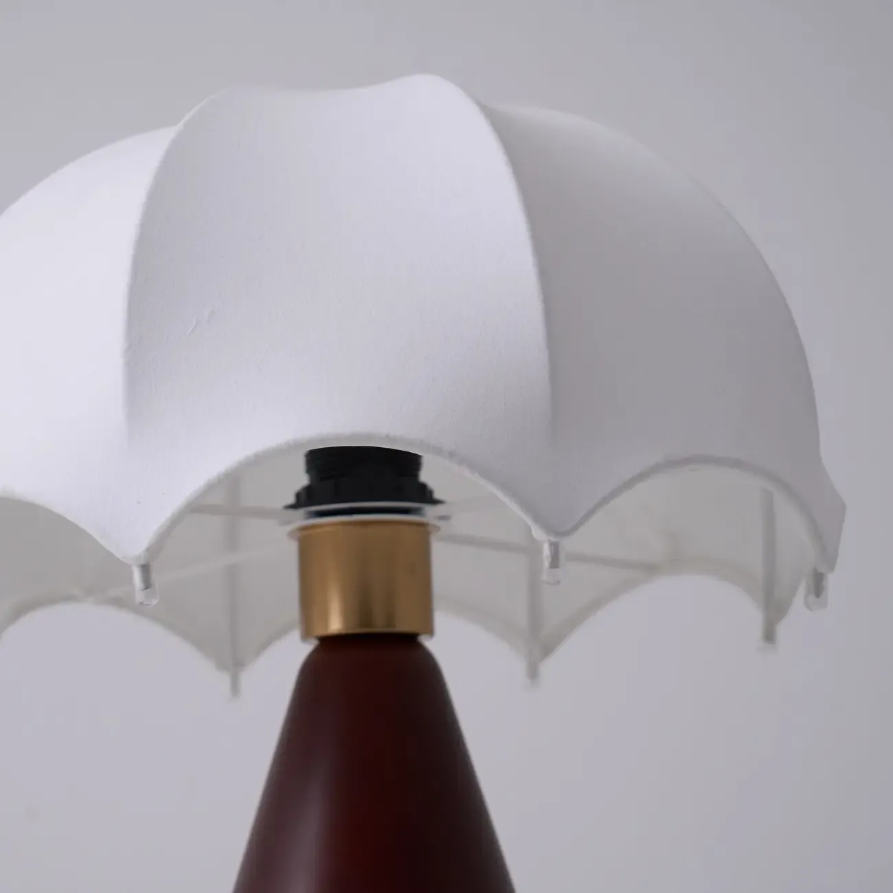 Elegant Umbrella Design Metal Wood Silk Table Lamp Image - 10