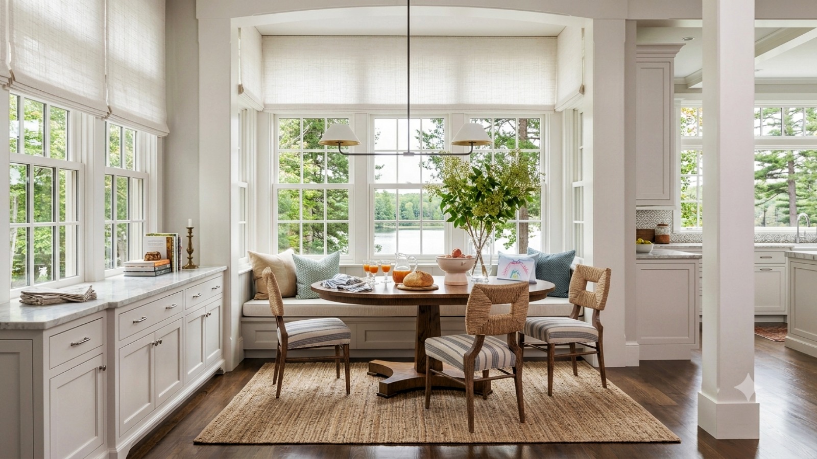 Make Your Dining Room Look Beautiful | homeyfad