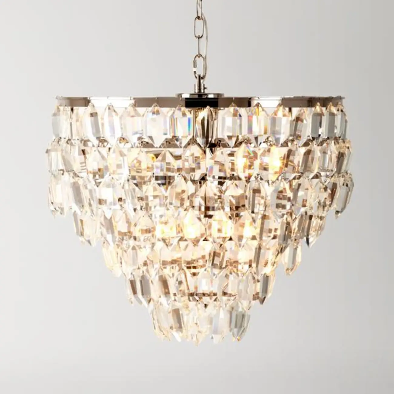 Modern Luxury Round Crystal Chandelier with 8-Light Image - 1 | homeyfad