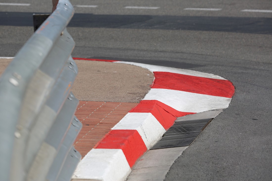 Things to keep in mind when racing the rolling start process-XperKart