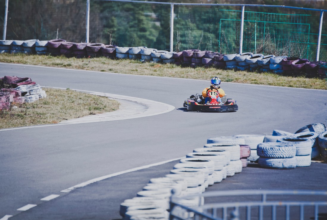 Recognizing the Three Types of Turns on a Recreational Karting Track-XperKart