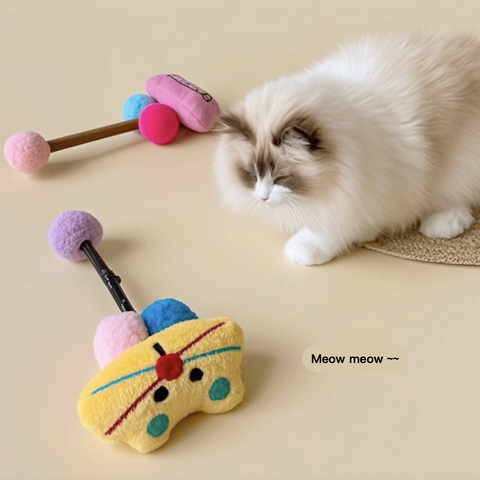 Dopamine Funny Emojis Series Teeth Grinding & Cleaning Silvervine Cat Chewing Toy