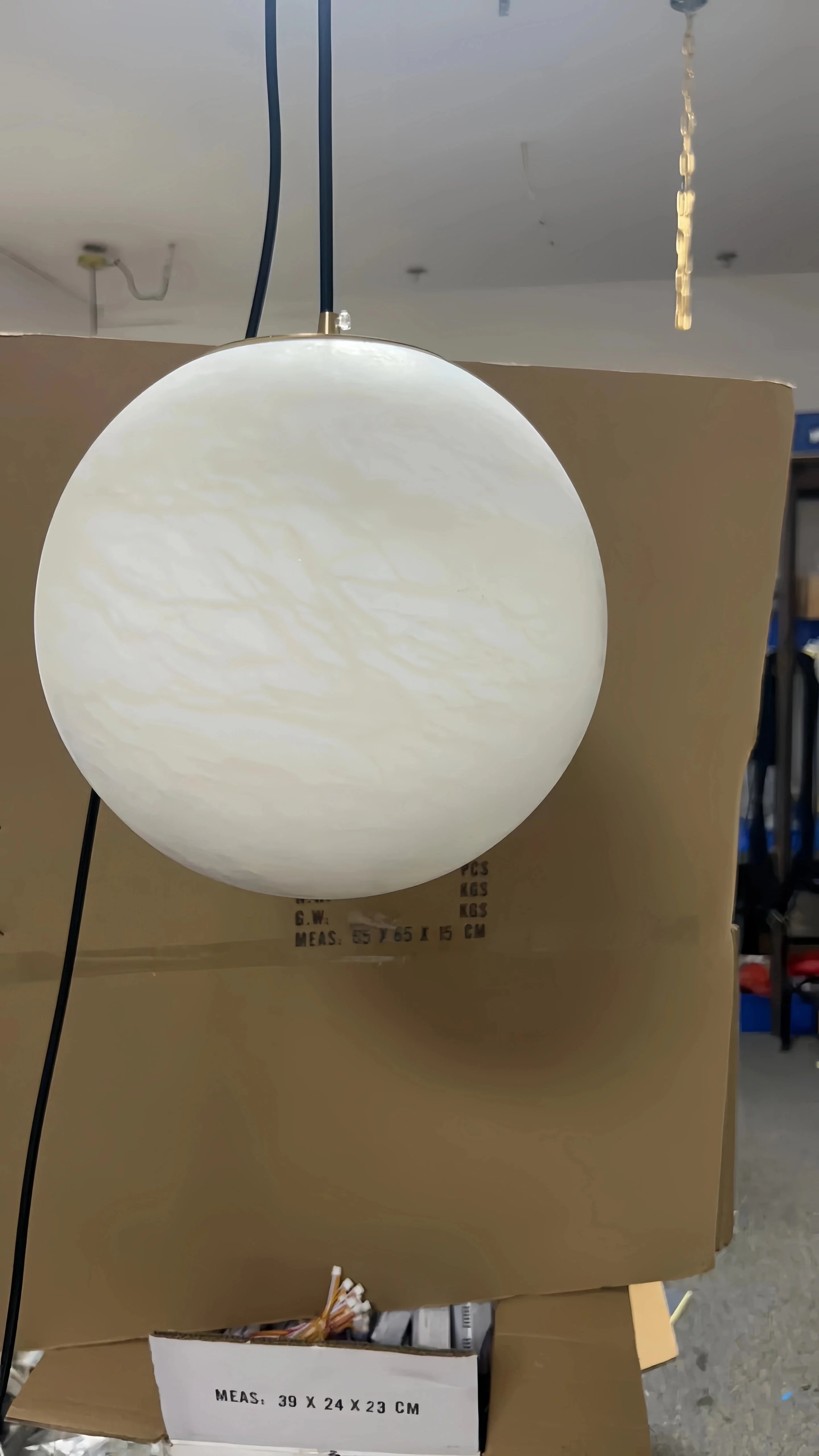 Alabaster Spherical Pendant Light - winglightingus