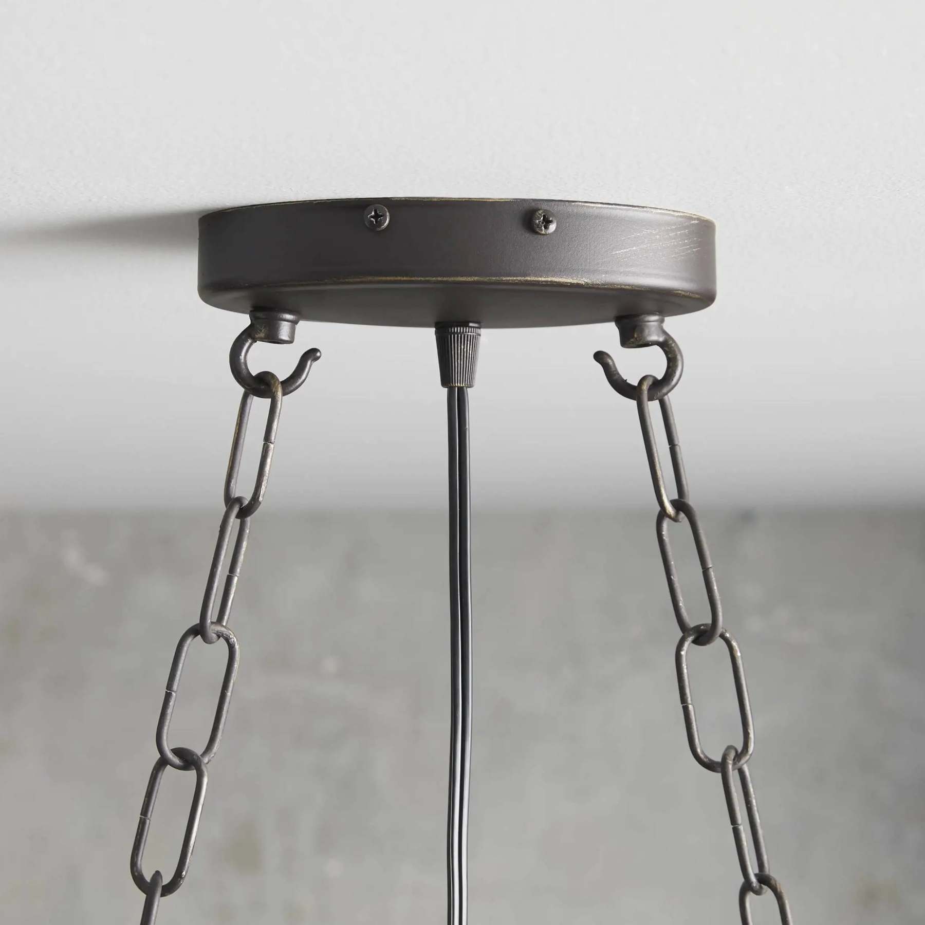 https://cdn.shopify.com/s/files/1/0618/9567/1984/files/fanci-la-cage-rectangular-chandelier-7-light-7.webp?v=1765944692