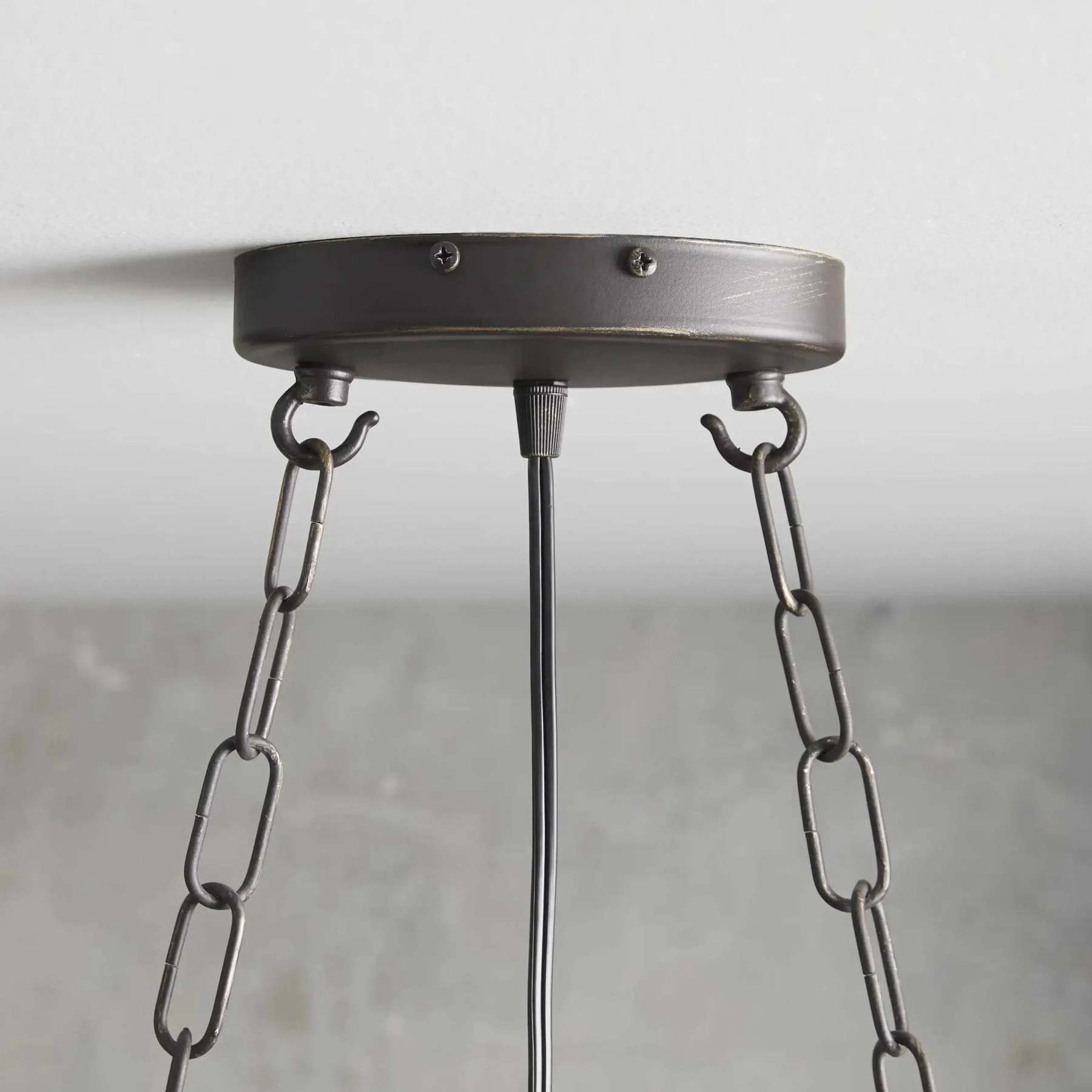 https://cdn.shopify.com/s/files/1/0618/9567/1984/files/fanci-lighting-la-cage-oval-chandelier-5-light-5.webp?v=1765964206