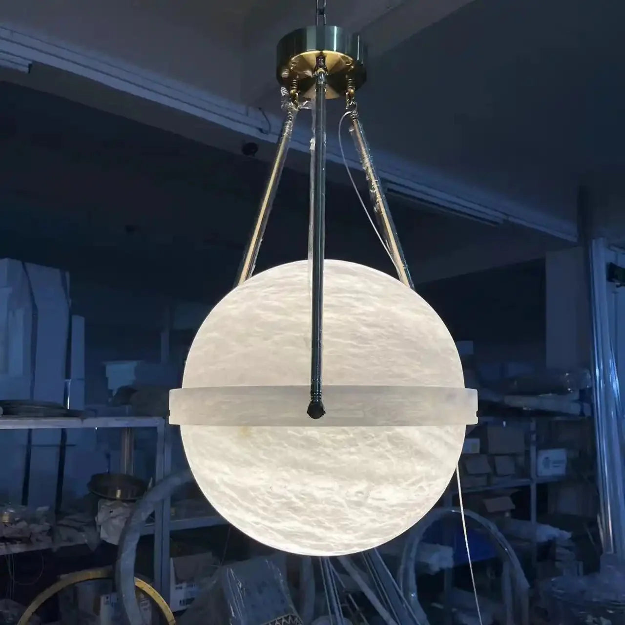 Modern Alabaster Globe Pendant Light - winglightingus