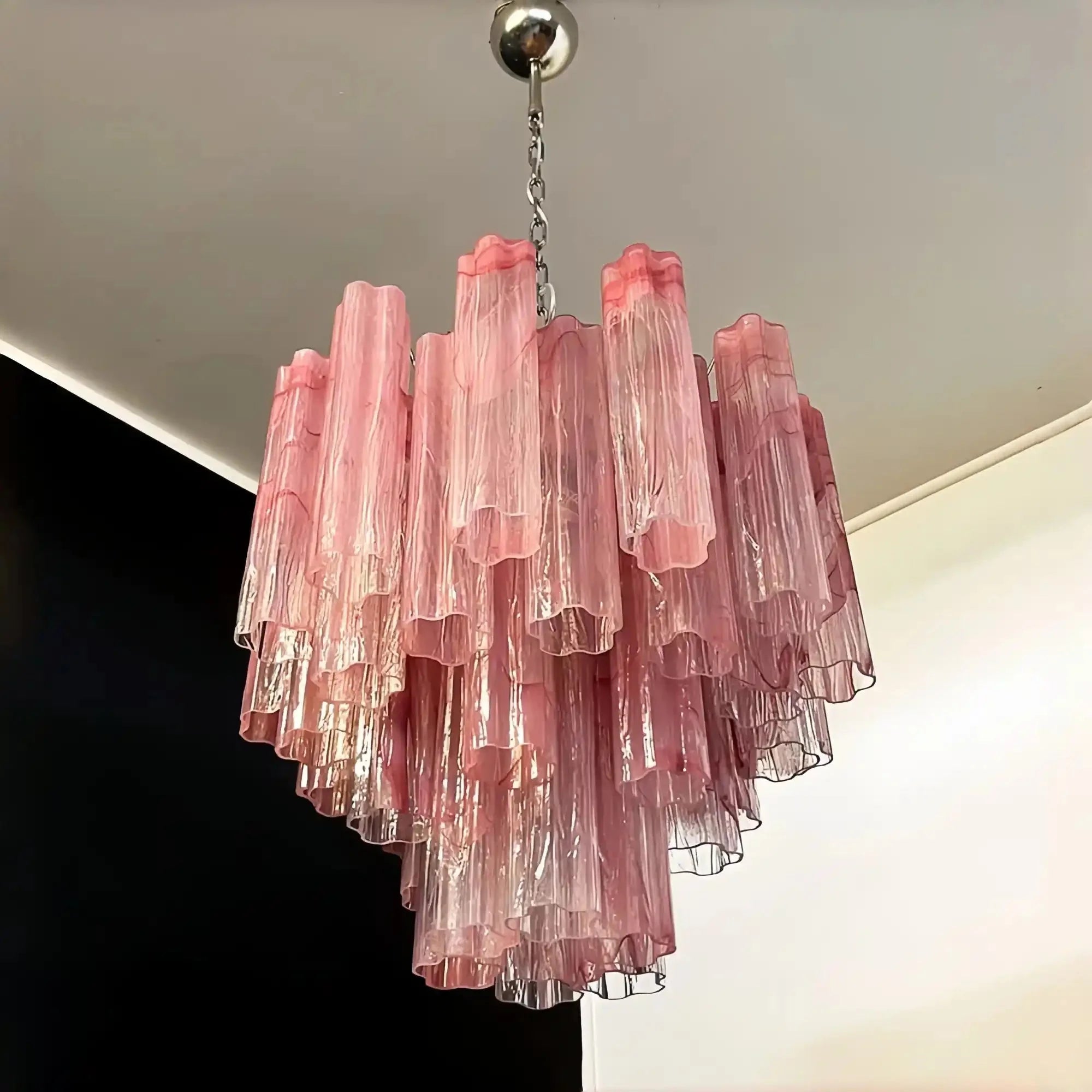 Murano Chandelier – 48 tubes – Alabaster Pink - winglightingus