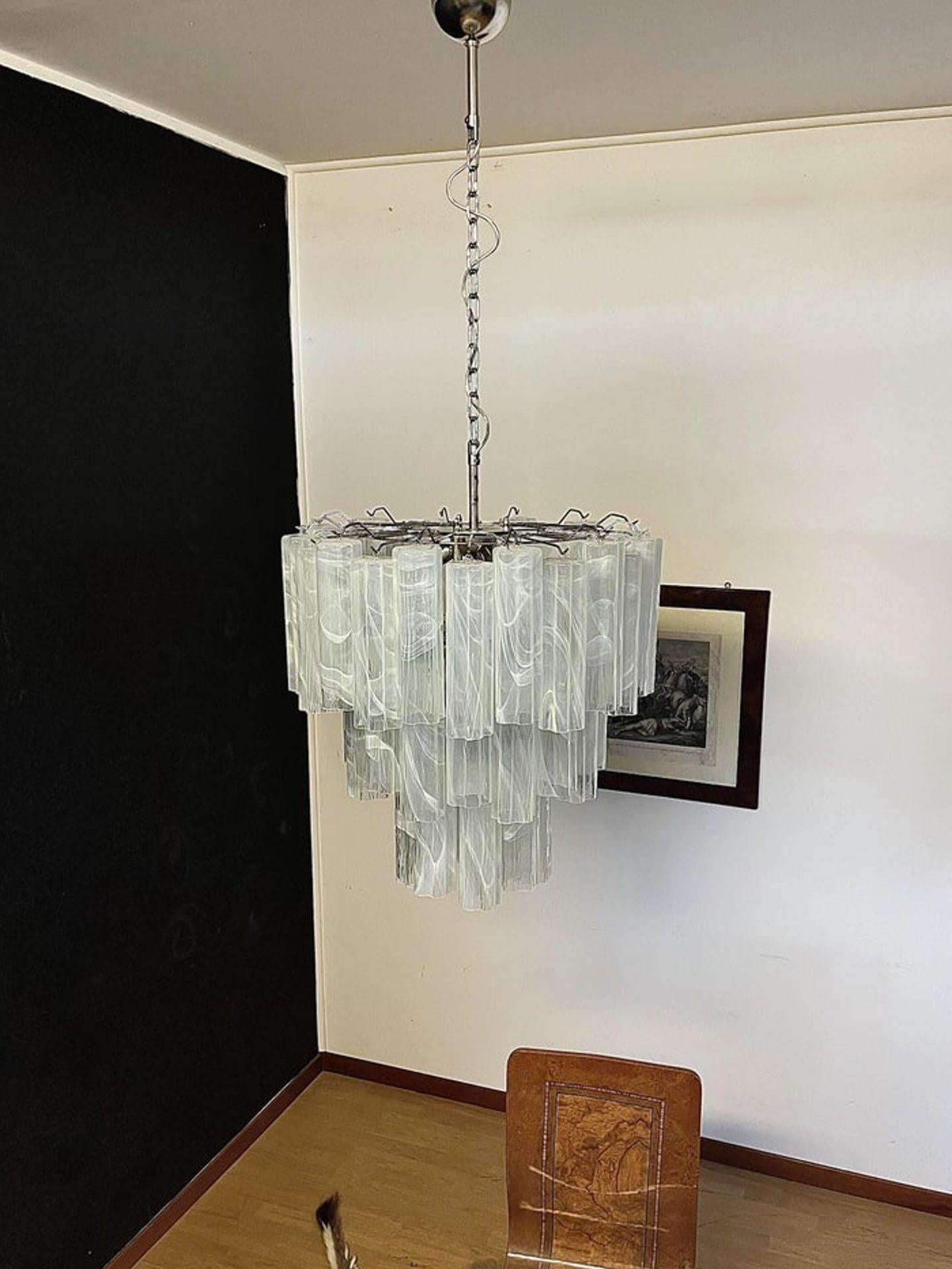 Murano Chandelier – 48 tubes – Alabaster White-winglightingus