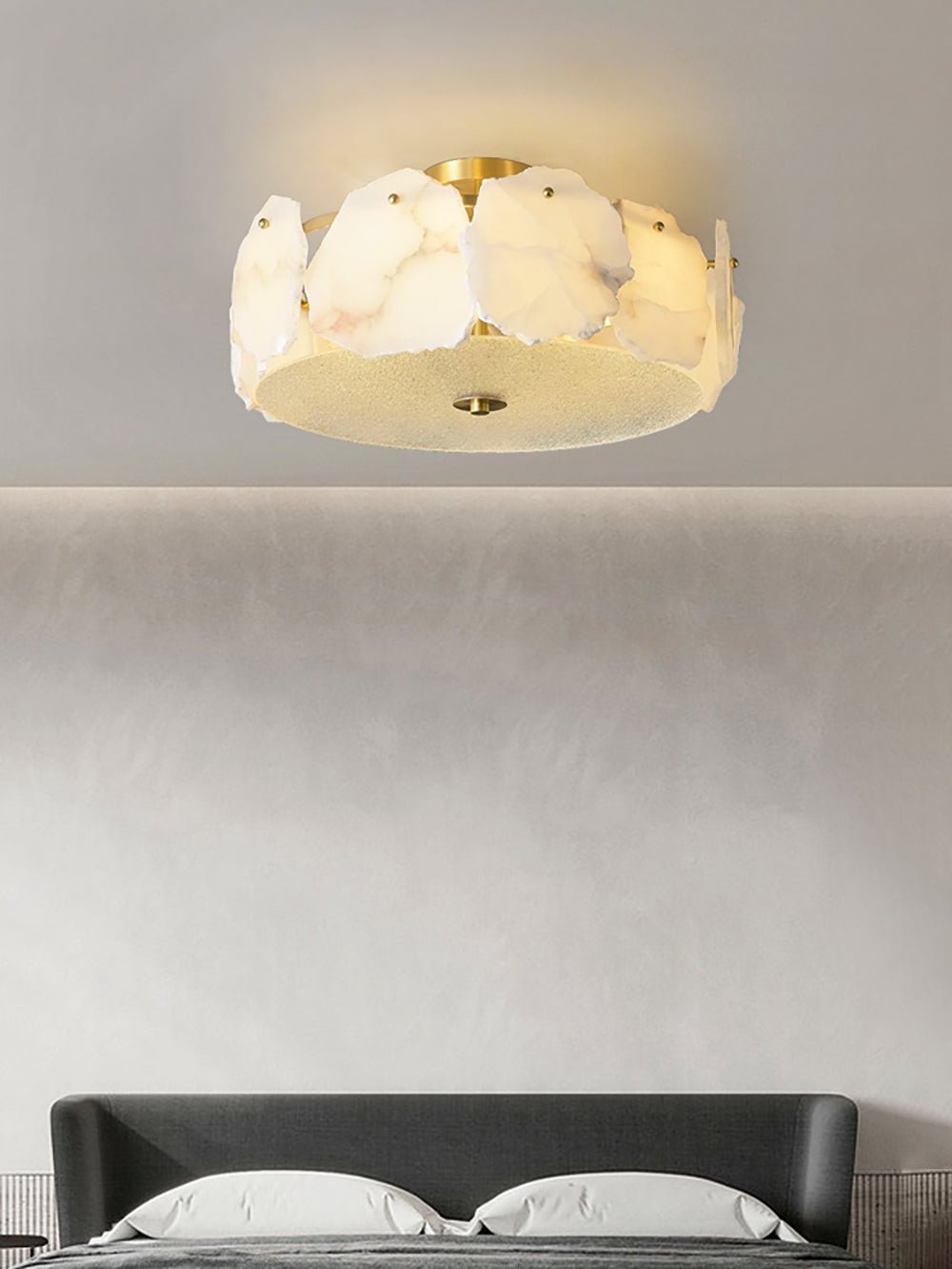 Valeria Alabaster Ceiling Lamp - ∅ 17.7″ x H 7.9″Copper & Whitewinglightingus