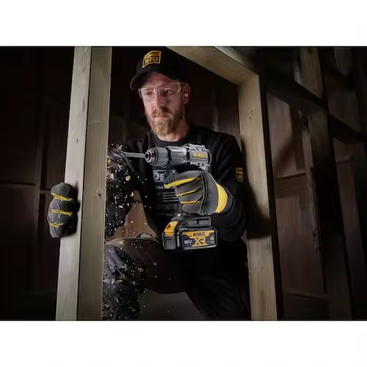18 V XR bezszczotkowa 100-letnia wiertarko-wkrętarka udarowa - 2 X 4AH