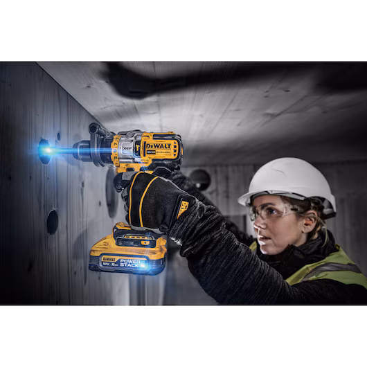 Wiertarko-wkrętarka udarowa XRP 18 V z technologią FLEXVOLT ADVANTAGE – 2 x 5 Ah akumulator POWERSTACK