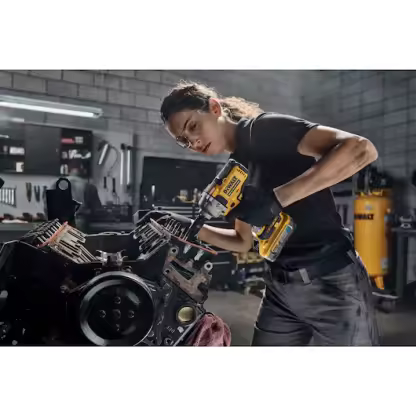 18V XR Brushless 1/2" Hog Ring Anvil Impact Wrench 2x5Ah Powerstack Batteries