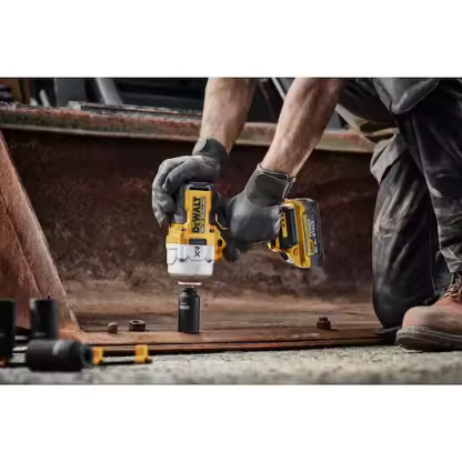 18V XR Brushless 1/2" High Torque Impact Wrench - 2 X POWERSTACK 5AH