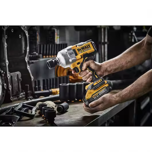 18V XR Brushless 1/2" High Torque Impact Wrench - 2 X POWERSTACK 5AH