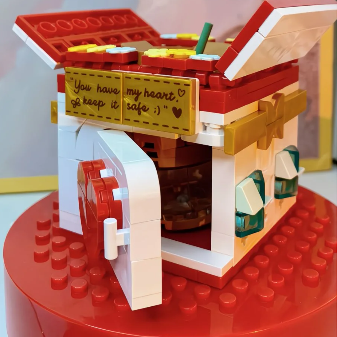 Buildable Rose Music Box A Forever Bloom for the One You Love 374pcs -