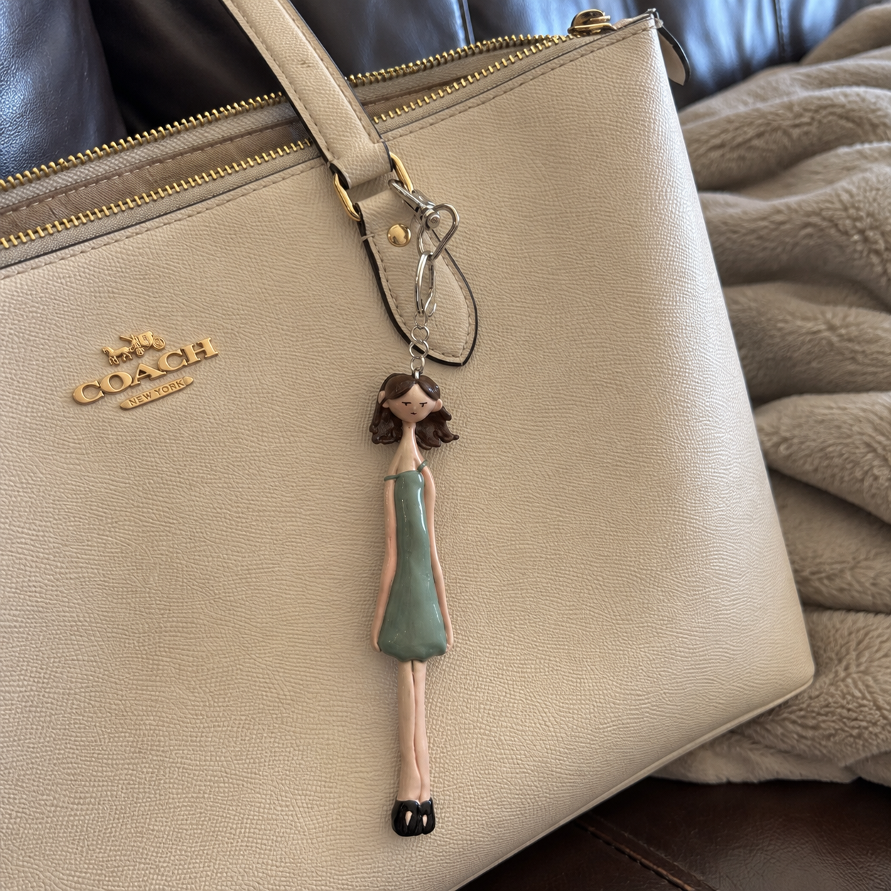 Custom Personalized Mini Figure Bag Charm - Handcrafted Girl Keychain Pendant, Unique Personalized Birthday & Christmas Gift for Her / Bestie / Mom