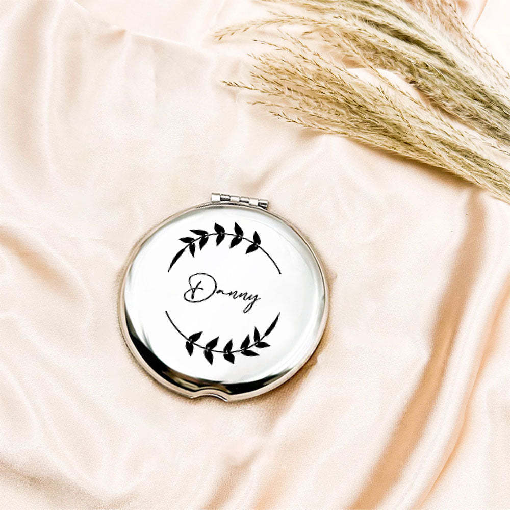 Personalized Engraved Silver Compact Mirror Favor, Custom Engraved Name Pocket Mirror, Gift for Her, Bridesmaid Gifts, Wedding Party Gifts