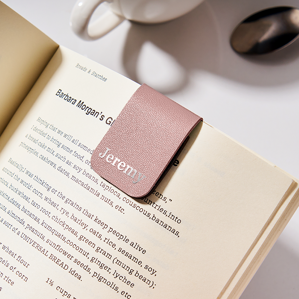 Personalized Minimalist Magnetic Leather Bookmark with Engraved Name Birthday Graduation Gift for Book Lovers Bookworm