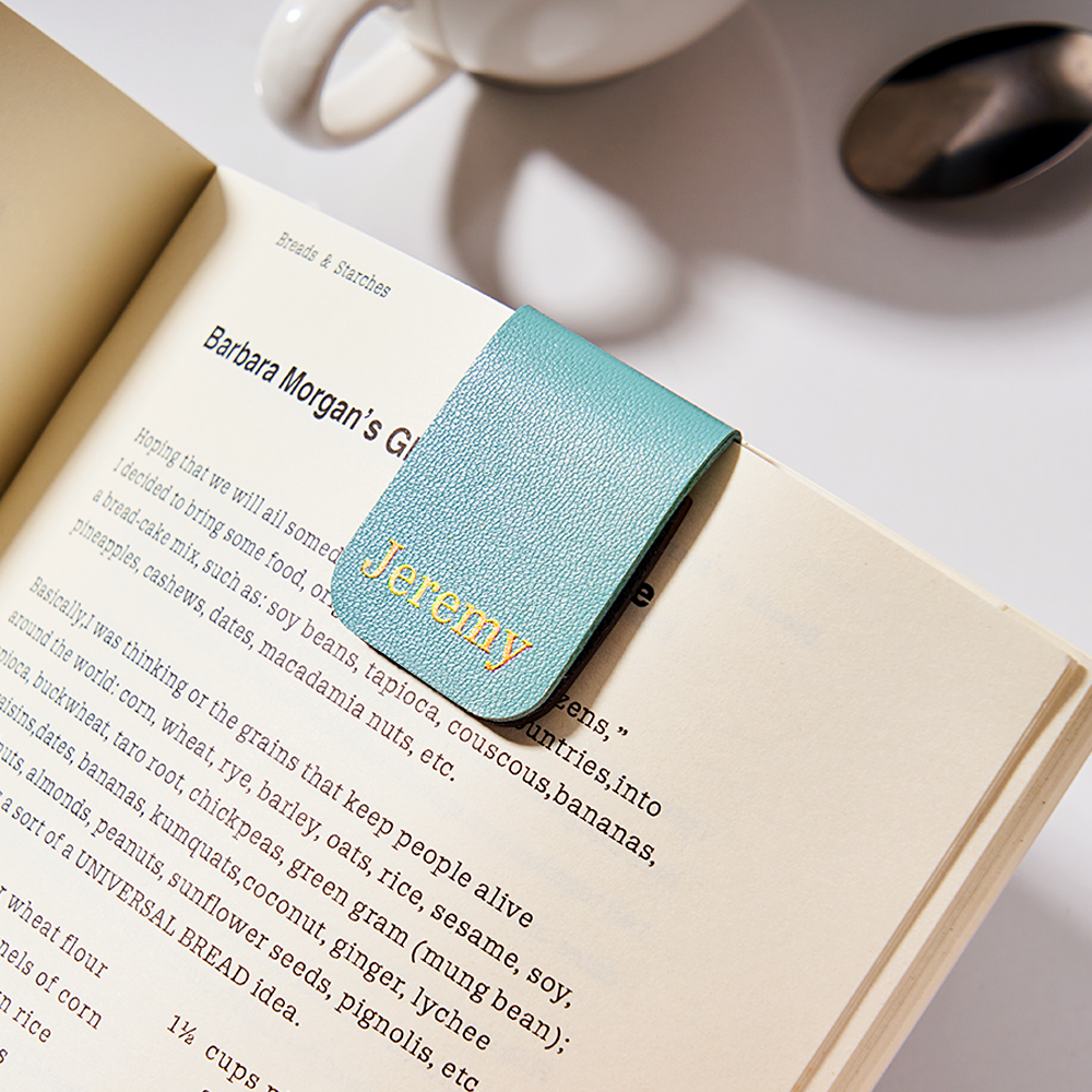 Personalized Minimalist Magnetic Leather Bookmark with Engraved Name Birthday Graduation Gift for Book Lovers Bookworm
