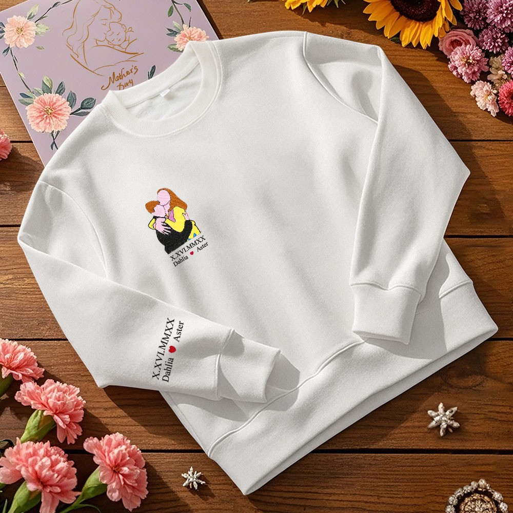 Custom Full Color Embroidered Sweatshirt Portrait Couple/Dad/Mom - Family Gift - 