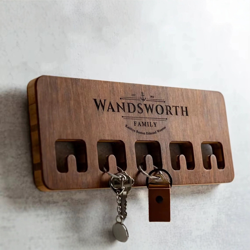 Wood Wall Mount For Keychains - Personalized Engraved Family Names
