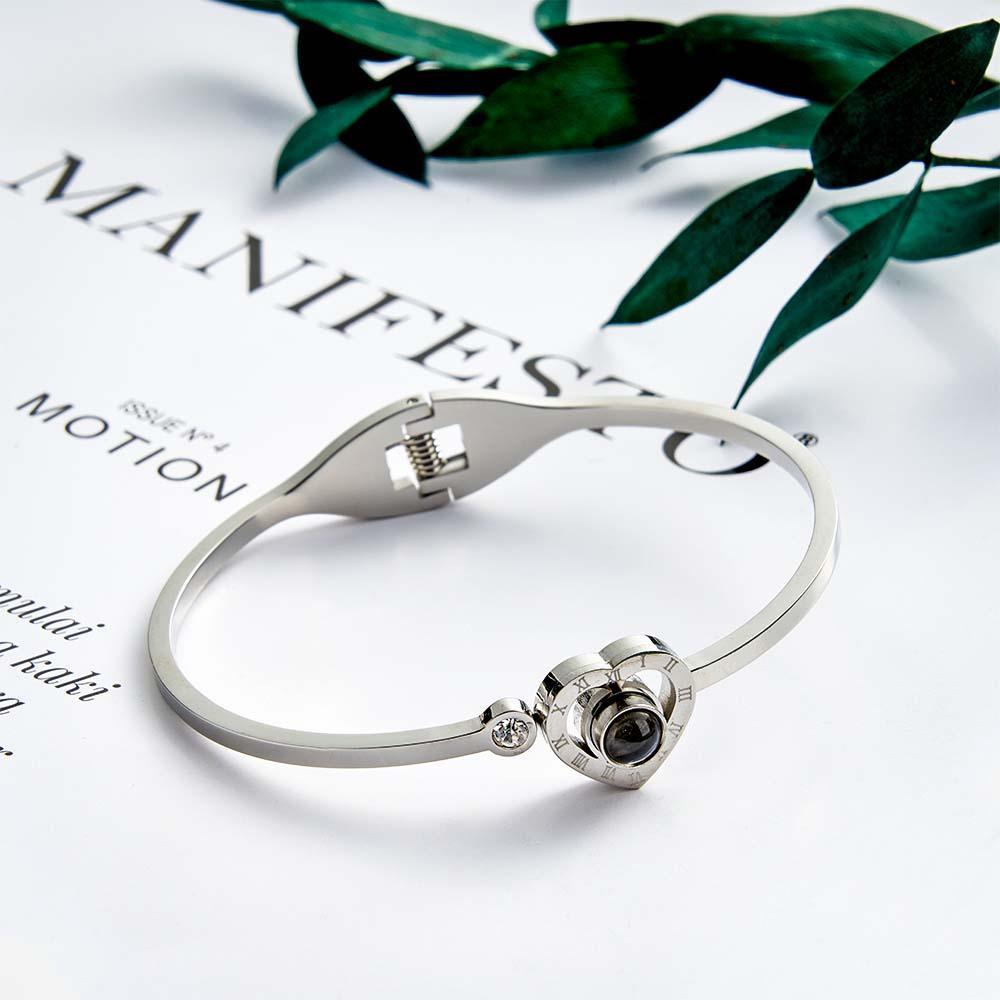 Personalized Photo Projection Heart-Shaped Bracelet Round Free Adjustment Bracelet for Her - Myphotowallet