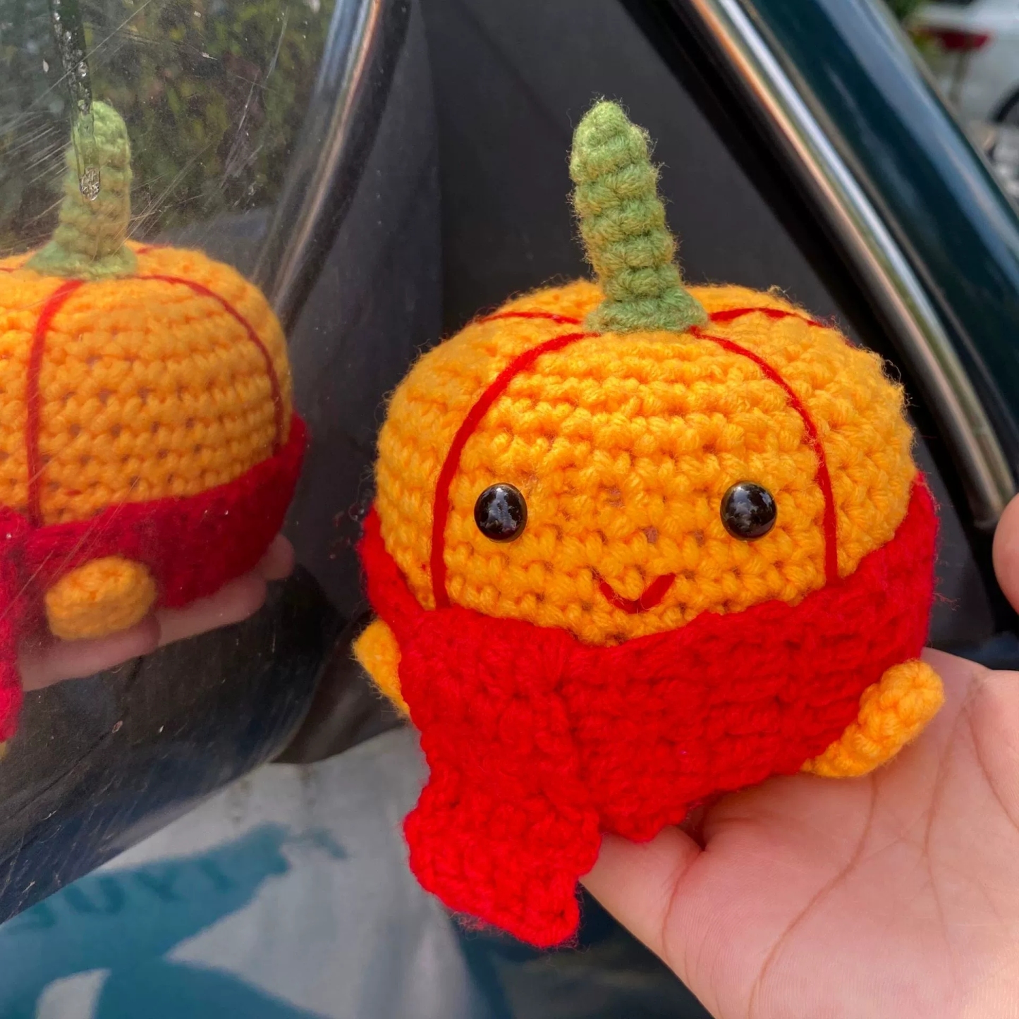 Crochet Bat Car Charm: Halloween Rearview Mirror Decoration - 