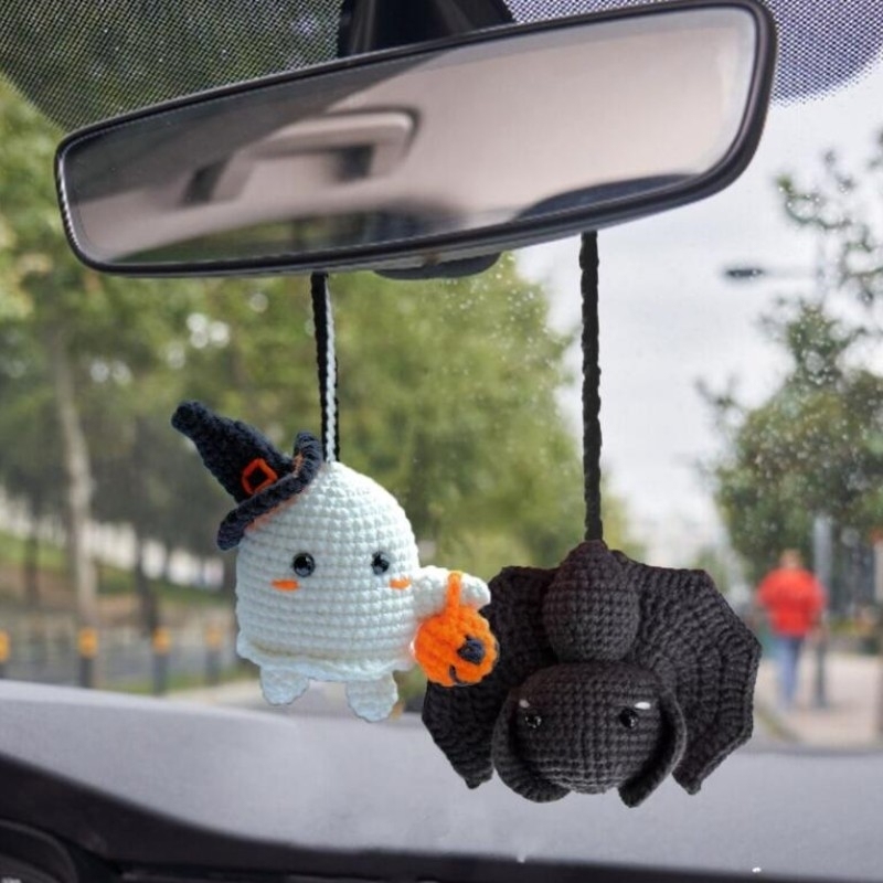 Crochet Bat Car Charm: Halloween Rearview Mirror Decoration - 